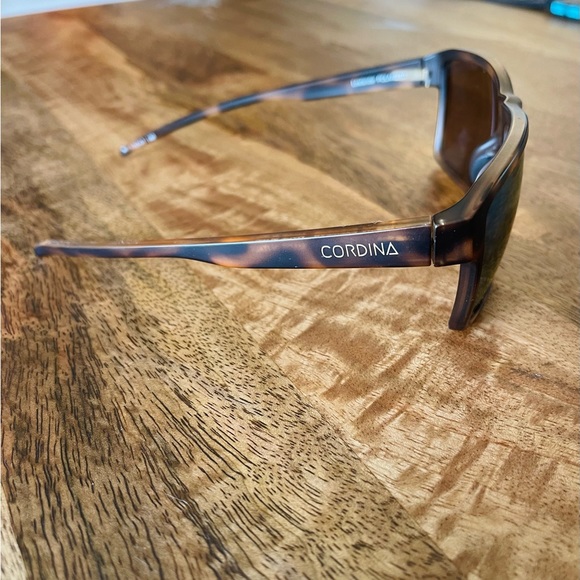 Cordina Sunglasses - Picture 2 of 2